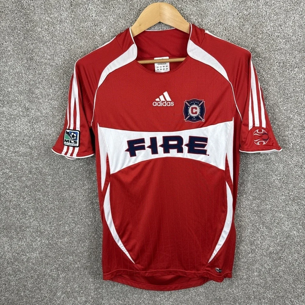 Adidas Chicago Fire MLS Soccer Jersey Mens Small Red Signed Autographed